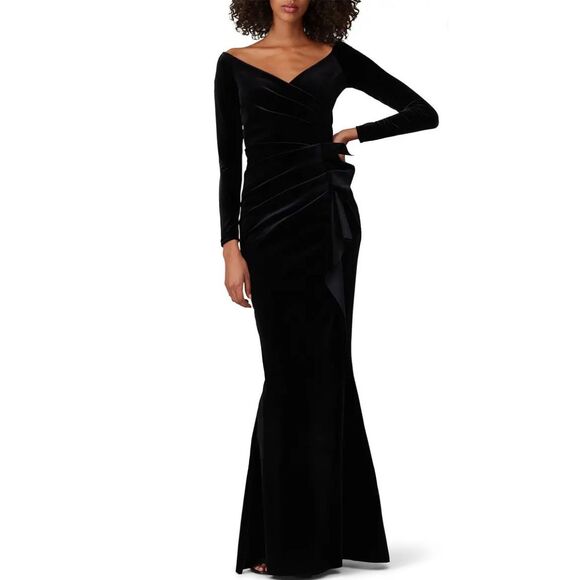 Chiara Boni La Petite Robe Velvet Silveria Gown in Black Size 4 MSRP: $1,090 - Picture 1 of 9